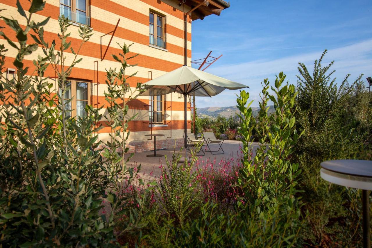 Villaggio Narrante - Cascina Galarej Serralunga d'Alba Exterior photo